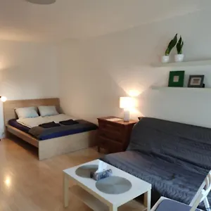 Apartament Gallery Metro Natolin, Warszawa